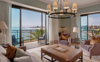 Strand Hotel Swakopmund: Luxury Suite Lounge