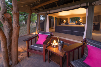 Tena Tena Camp Tena Tena Camp: Gästezelt - Sekt