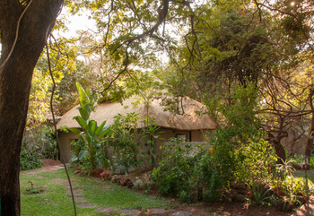 Bayete Guest Lodge Bayete Guest Lodge: Gästechalet im Garten