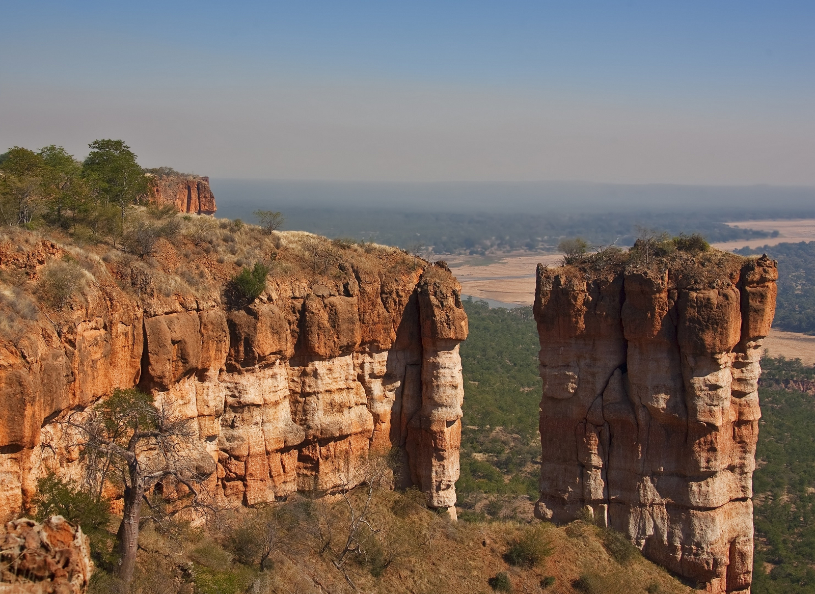 Chilo Gorge Safari Lodge Chilo Gorge Safari Lodge