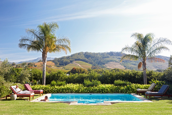 La Clé Village: Galerie - Pool vor der Landschaft