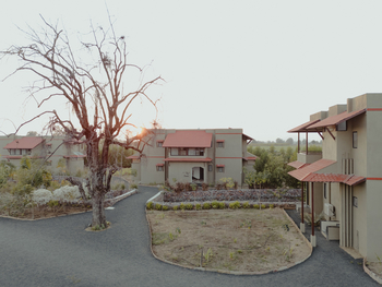 Tathastu Resort Satpura: Zimmerblöcke