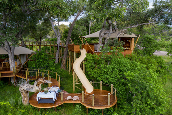 Tuludi Camp: Rutsche im Camp