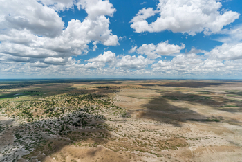 King Lewanika Lodge: Karge Landschaft