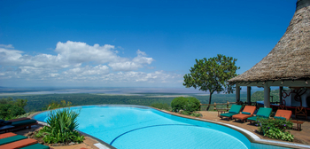 Lake Manyara Serena Safari Lodge: Pool mit Blick