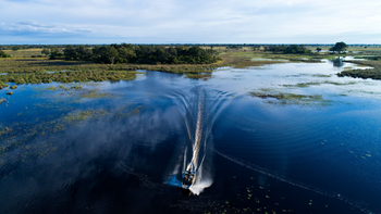 Mapula Lodge: Motorboot