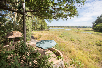 Mvuu Lodge: Terrasse