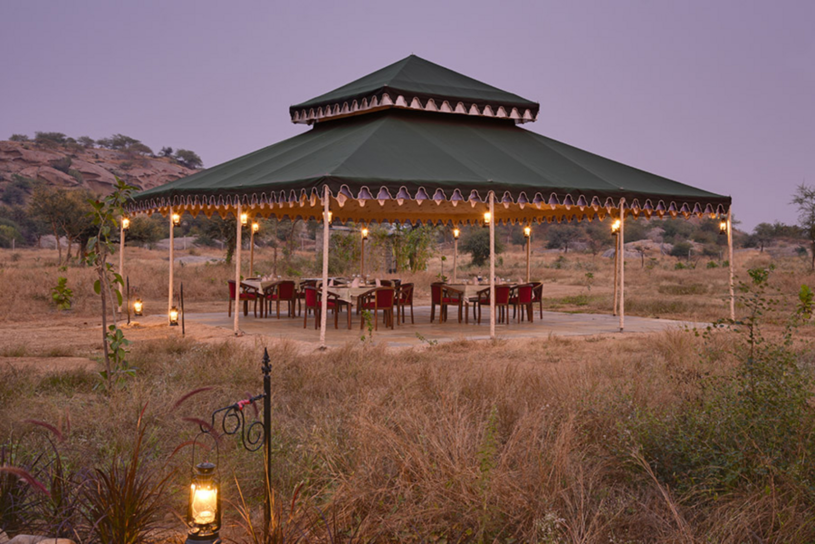 Jawai Leopard Safari Lodge Jawai Leopard Safari Lodge: Zentrales Speisezelt