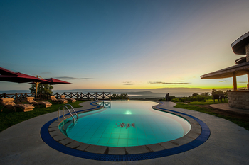 Lake Nakuru Sopa Lodge Lake Nakuru Sopa Lodge: Panoramapool