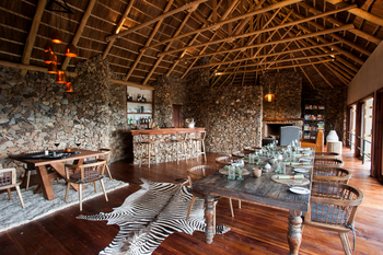 Legendary Mwiba Lodge: Esstisch