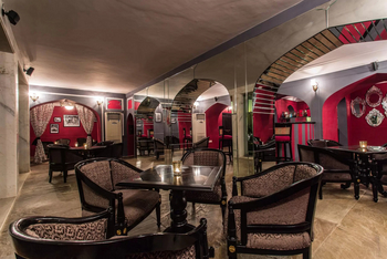 Royal Heritage Haveli: Bar