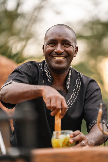 The Emakoko: Barman