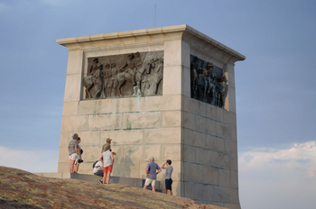 Matobo Hills Lodge Matobo Hills Lodge: Denkmal für die Shangani Patrol