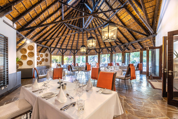 Villa Mushara: Restaurant Mushara Lodge