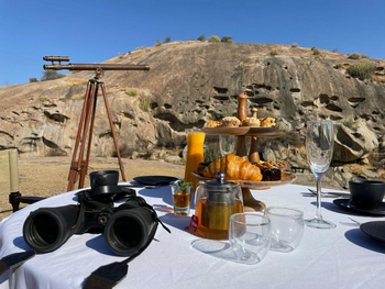 Brij Pola Brij Pola: Frühstückstisch