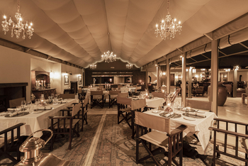 Gmundner Lodge: Abendbeleuchtung