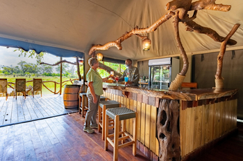 Saguni Safari Lodge Saguni Safari Lodge: Große Bar