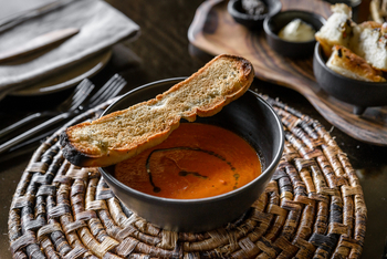 Singita Kwitonda Lodge: Tomatensuppe mit Kernöl