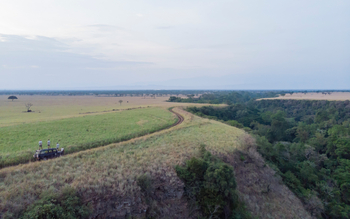 Volcanoes Kyambura Gorge Lodge: Game Drive