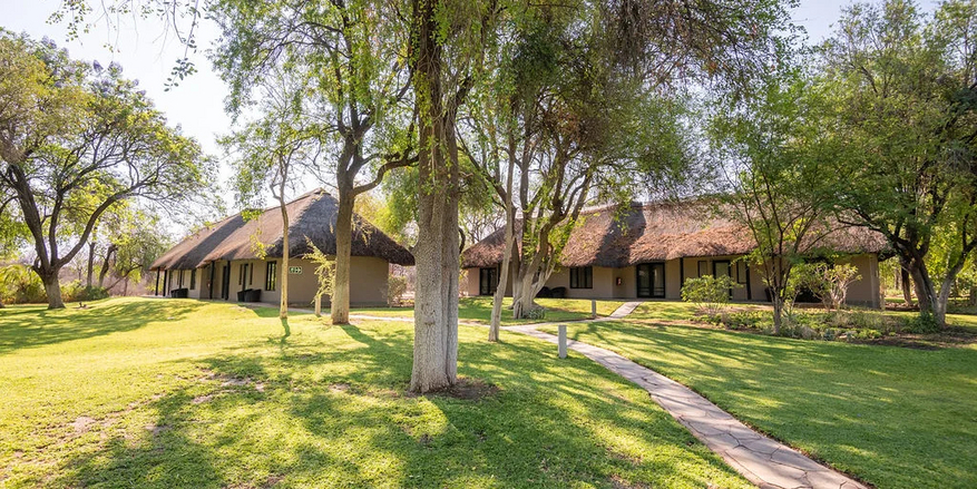 Mokuti Etosha Lodge