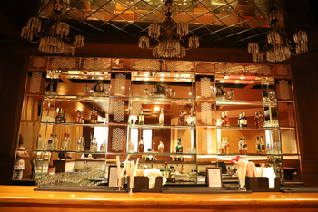 Chandela: Tavern The Bar