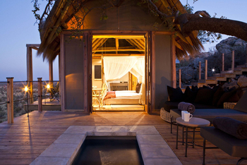 Dolomite Camp: Private Veranda und Gästechalet