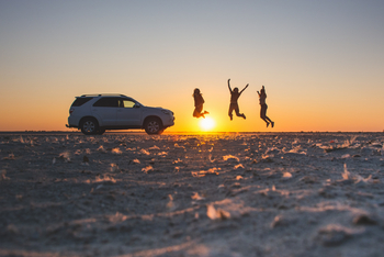 Nata Lodge Nata Lodge: Sprung über die Sonne