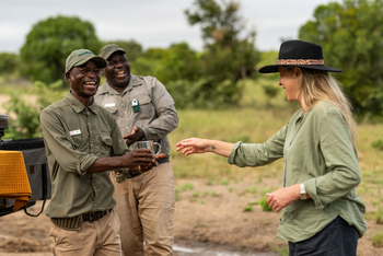 Tanda Tula Safari Camp: Moment of Connection