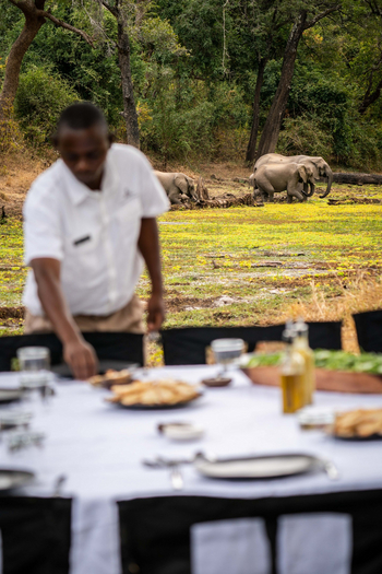 Time + Tide South Luangwa Time + Tide South Luangwa: Sundowner