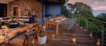 Bumi Hills Safari Lodge: Außenbereich Baobab Villa