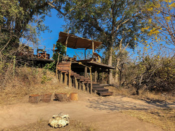 Ntemwa Busanga Bushcamp Ntemwa Busanga Bushcamp: Erhöhte Lounge-Beobachtungsplattform