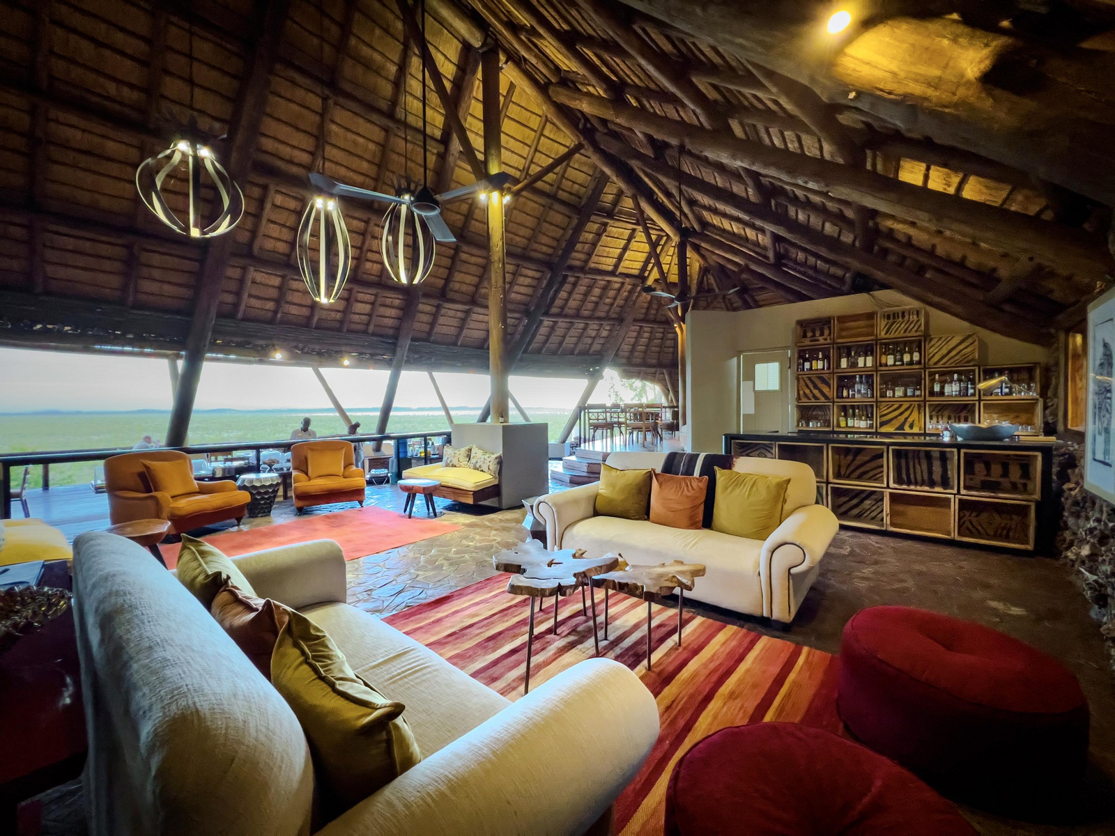 Ongava Lodge Ongava Lodge: Lounge und Bar