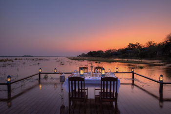 Royal Zambezi Lodge: Essbereich