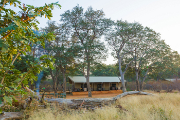 Verney's Camp: Aussenansicht