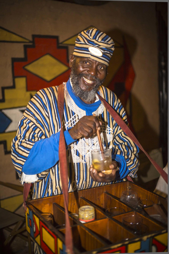 Victoria Falls Safari Lodge Victoria Falls Safari Lodge: Tanz und Folklore