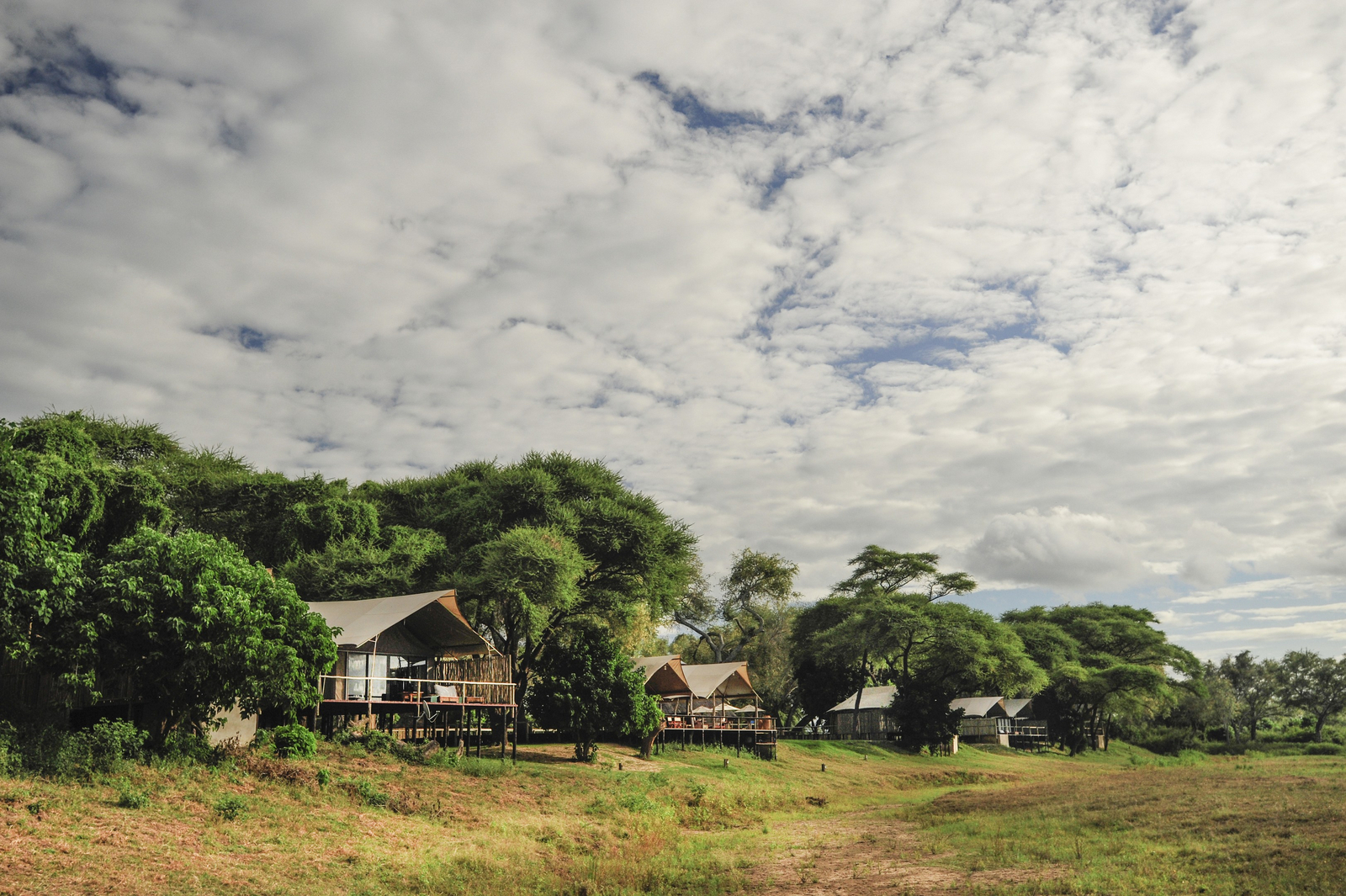 Anabezi Luxury Tented Camp Anabezi Luxury Tented Camp: Zelte am Rand einer Lagune