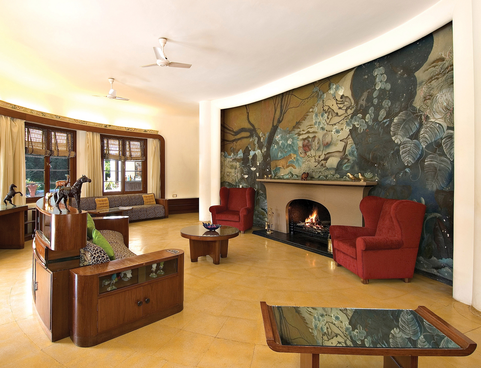 Sawai Madhopur Lodge Sawai Madhopur Lodge: Kamin und Lounge