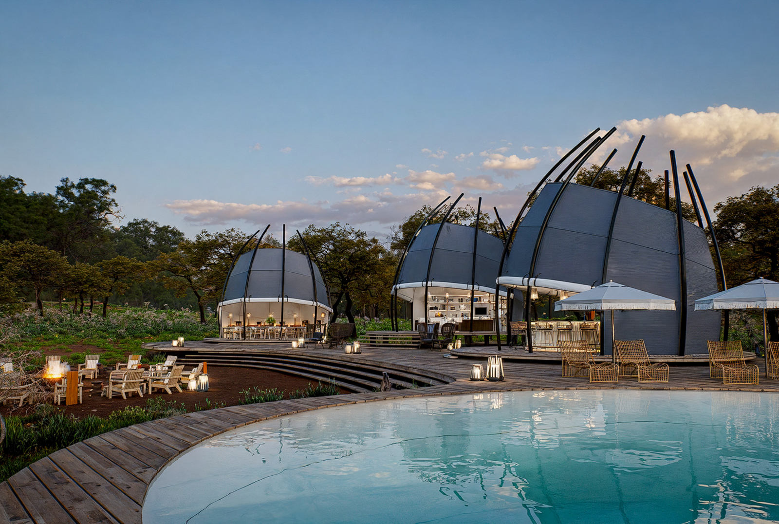 Siringit Tarangire Camp Siringit Tarangire Camp: Zentralbereich mit Pool