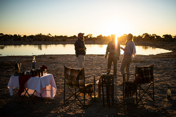 Skybeds: Drinks am Wasserloch