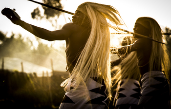 Bisate Lodge: Tnänzer aus dem Dorf