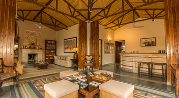 Forsyth Lodge Forsyth Lodge: Lounge und Bar