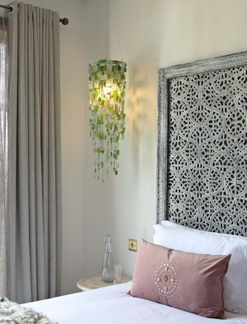 Latitude 0: Gästezimmer - Deko