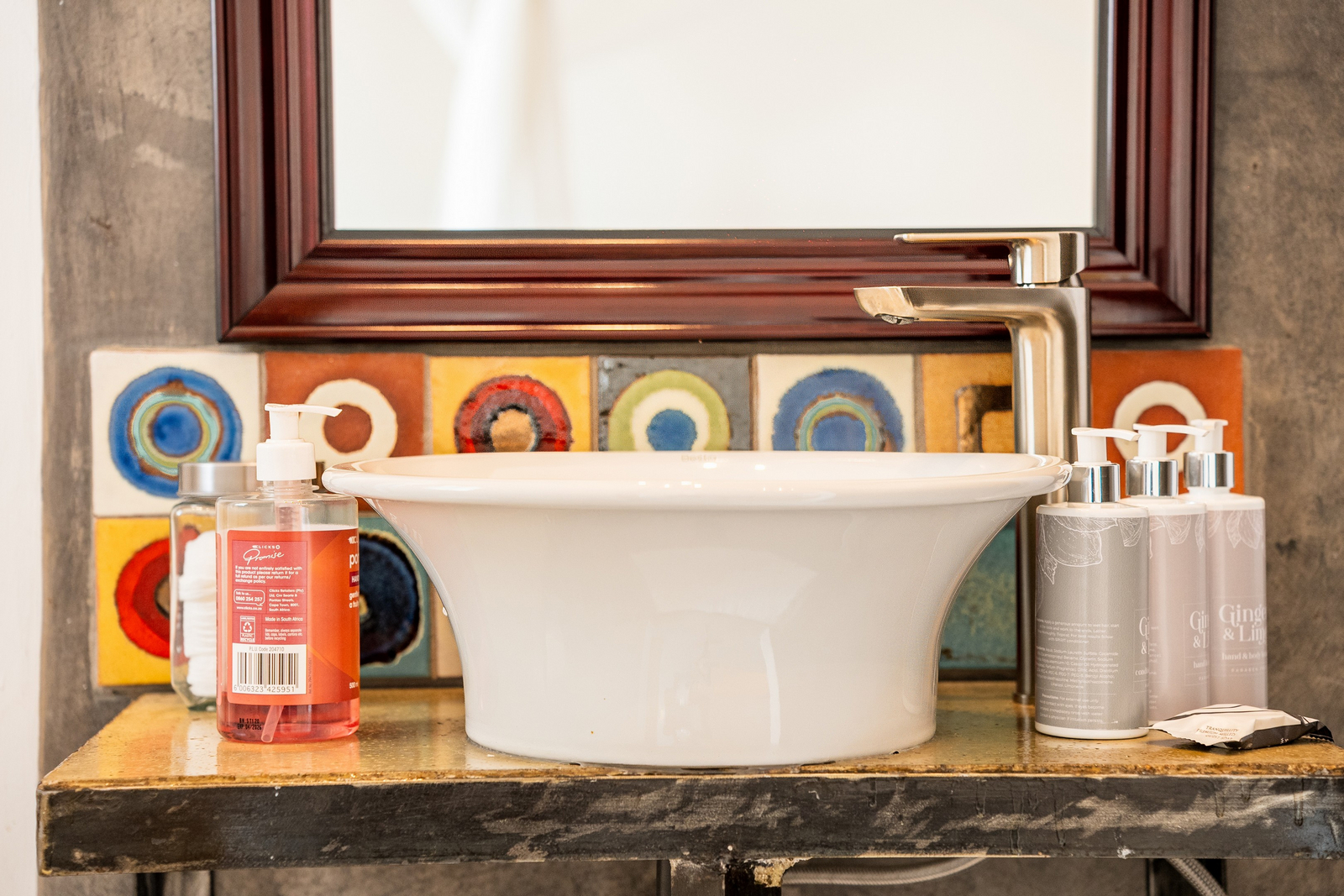 Lenyebi River Lodge Lenyebi River Lodge: Waschbecken