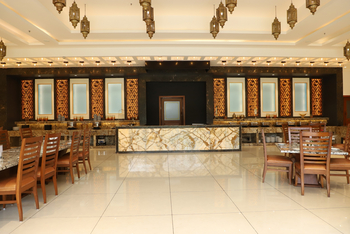 Chandela: Levant Restaurant