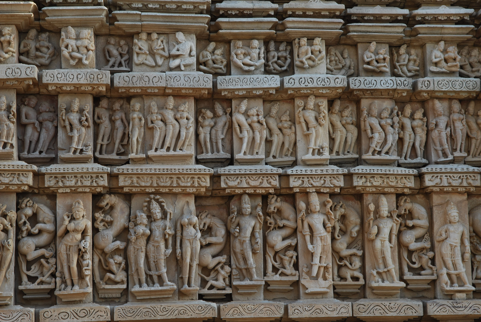 Khajuraho Khajuraho: Relief am Parsvananartha Temple