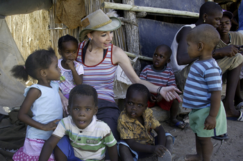 Doro Nawas Camp Doro Nawas Camp: Besuch der Gemeinde