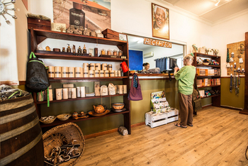 Kalahari Farmhouse: Shop und Rezeption