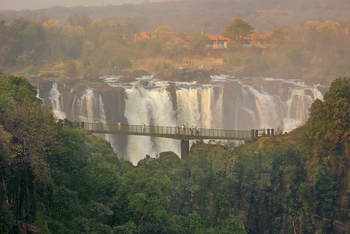 Tongabezi Tongabezi: Wasserfälle - Sambische Seite
