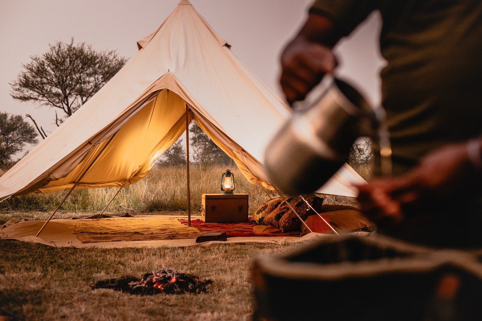 Adventure Fly-Camping Adventure Fly-Camping: Lounge