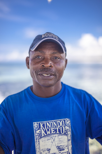 Kinondo Kwetu Kinondo Kwetu: Divemaster